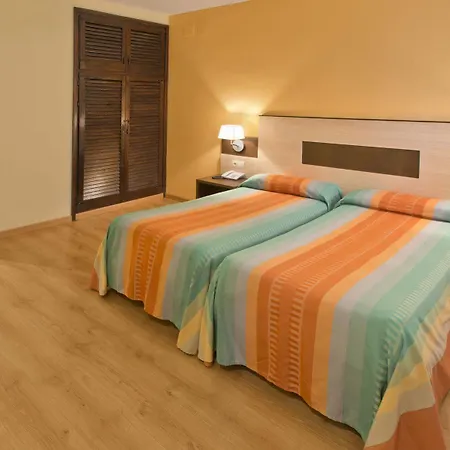 Hotell Hotel Serhs Ski Port Del Comte La Coma I La Pedra